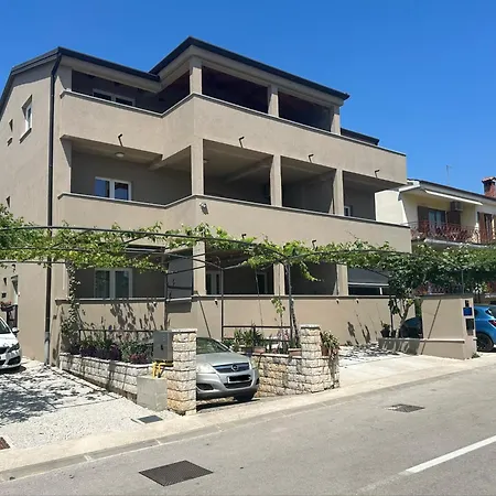 Donatella Apartman Porec